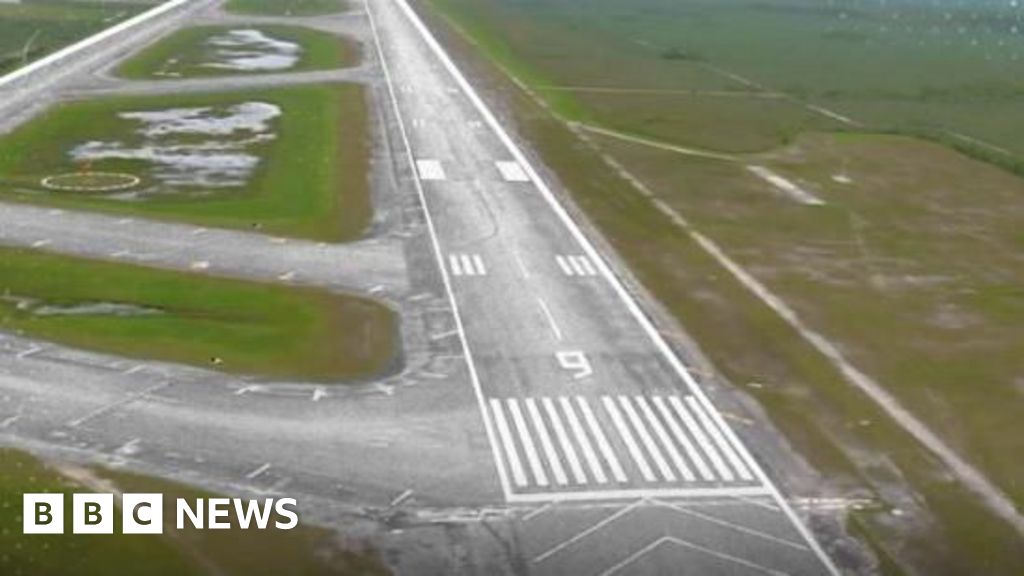 Aeroportul din Florida va fi transformat în noul centru de detenție pentru migranți al lui Trump