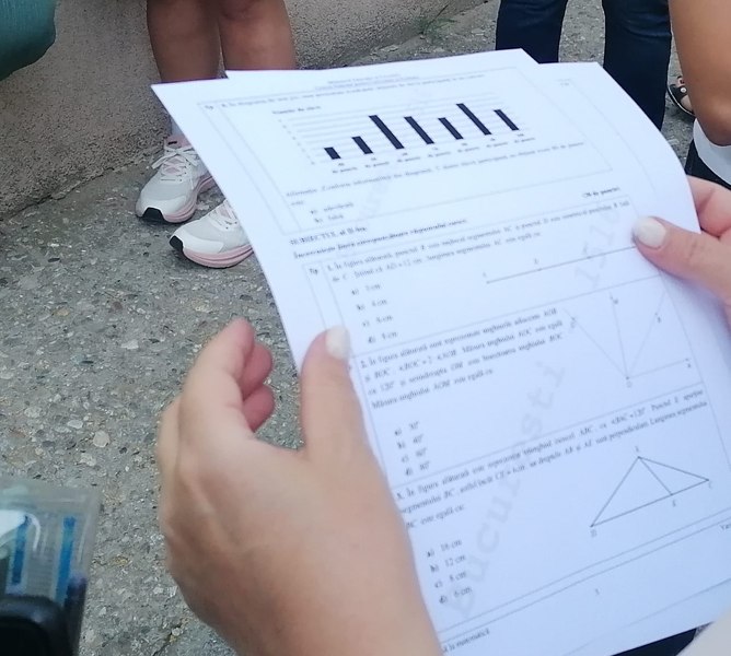 Anchetă în Olt, după proba la Matematică din cadrul Evaluării Naționale. „Copilul este demoralizat. A tras pentru nota maximă”