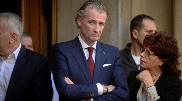 Directorul fără activitate de la stat, dar plătit cu 12.000 lei, a fost demis: Dumnezeule, nu stau degeaba. Analizez contracte de pază