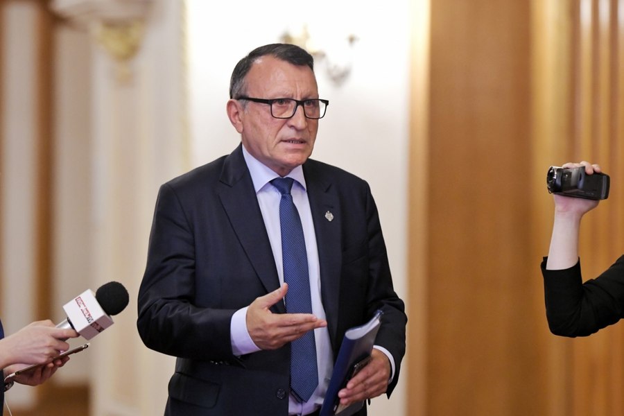 Culisele luptei pentru putere în PSD. Cum l-a salvat Sorin Grindeanu pe Paul Stănescu de furia lupilor tineri