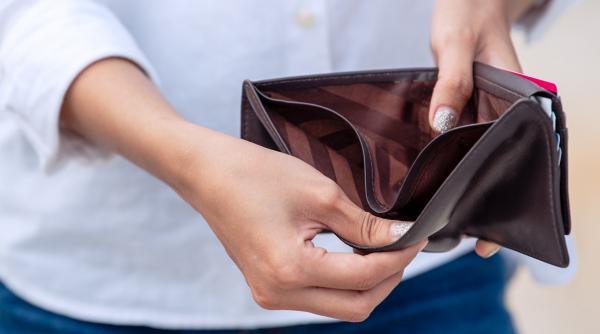 Majorarea accizelor ar putea avea efectul contrar. Iancu Guda: „O să descurajeze consumul, e un risc de economie subterană”