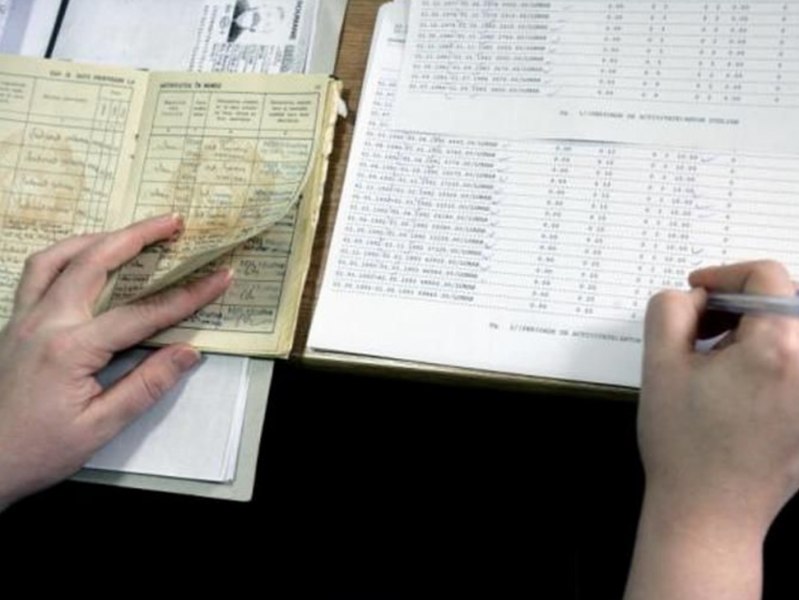 Se schimbă modul de stabilire a vechimii în muncă pentru ieșirea la pensie. Exemplu de calcul