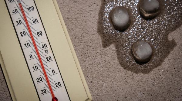 Cod portocaliu de căldură extremă în 13 judeţe şi Bucureşti, Cod galben de caniculă în alte 12 judeţe. Când expiră noile alerte meteo