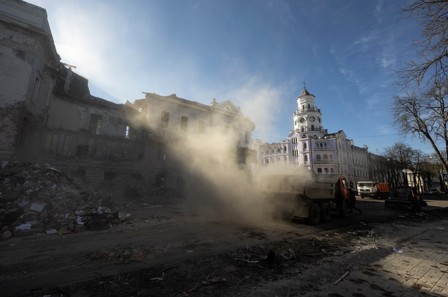 „50.000 de trupe, imobilizate”. Forțele ucrainene au blocat ofensiva rusă în regiunile de graniță, spune Sîrski