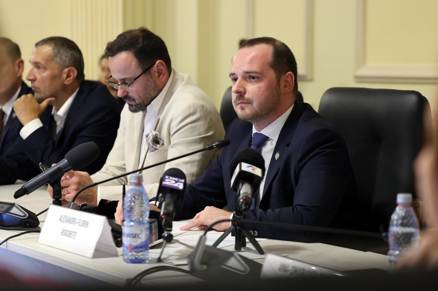 Alexandru Rogobete: Sporurile ar trebui să fie în sumă fixă şi nu procentual. Ministrul Sănătății anunță întâlniri cu sindicatele