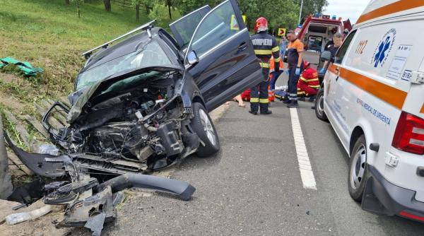 Tragedie pe DN66, în Hunedoara: O fetiță de 10 ani și bunica ei au murit într-un accident rutier. Alte două victime, în stare gravă