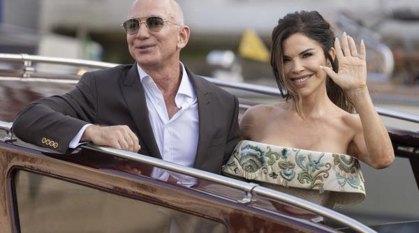 Cât îi costă pe Jeff Bezos și Lauren Sanchez „nunta secolului”. Italia, mai bogată cu aproape un miliard de euro după eveniment