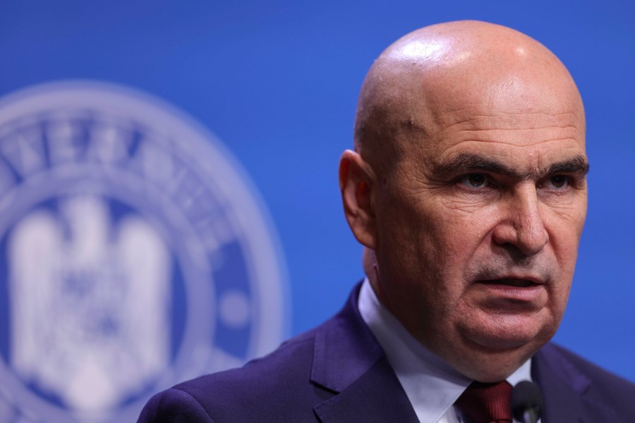 Bolojan anunță că partidele vor primi mai puțini bani de la buget: „Se restrâng funcțiile și cabinetele”