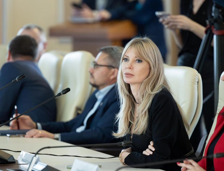 Senatoarea PSD Victoria Stoiciu critică excluderea Organizației de femei liberale de la vot. „Este trist și îngrijorător”