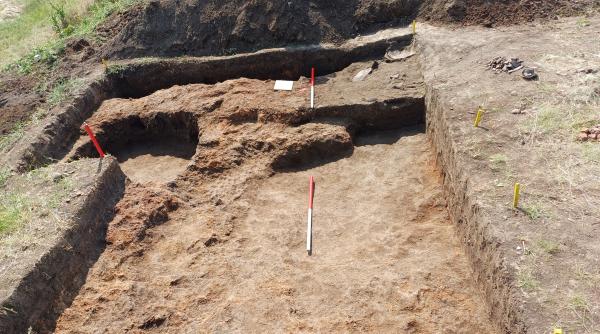 Descoperire arheologică în Vrancea: Patru aşezări umane, vechi de peste 7.500 de ani, au fost descoperite la Movilița