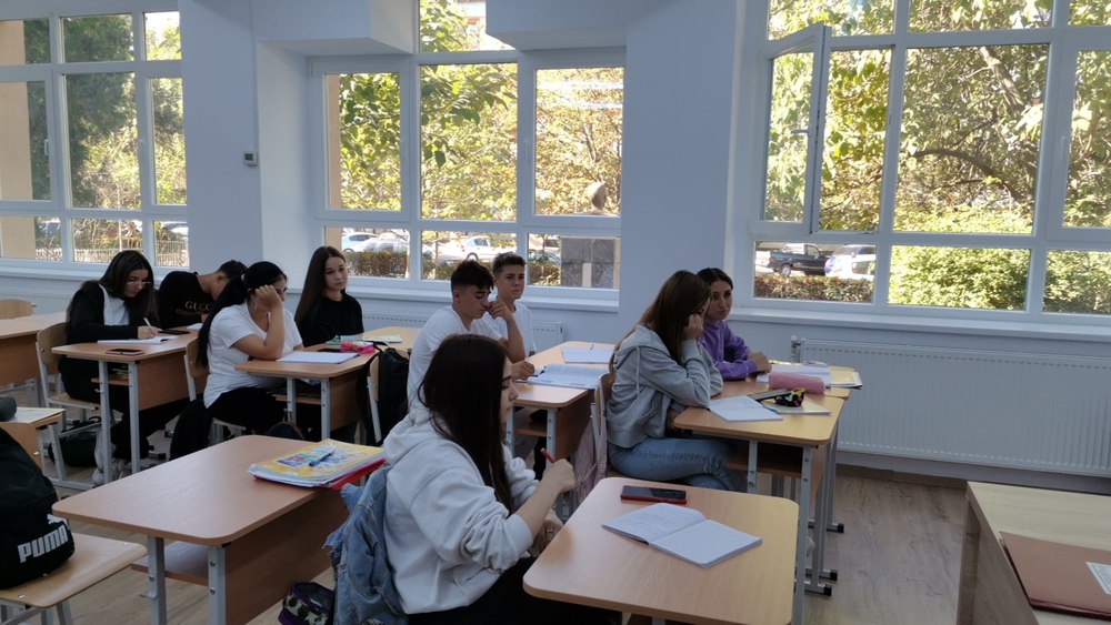 Un profesor din București vorbește despre „inflația” de medii mari din școli: „«Wellbeing-ul elevilor» nu trebuie tulburat”