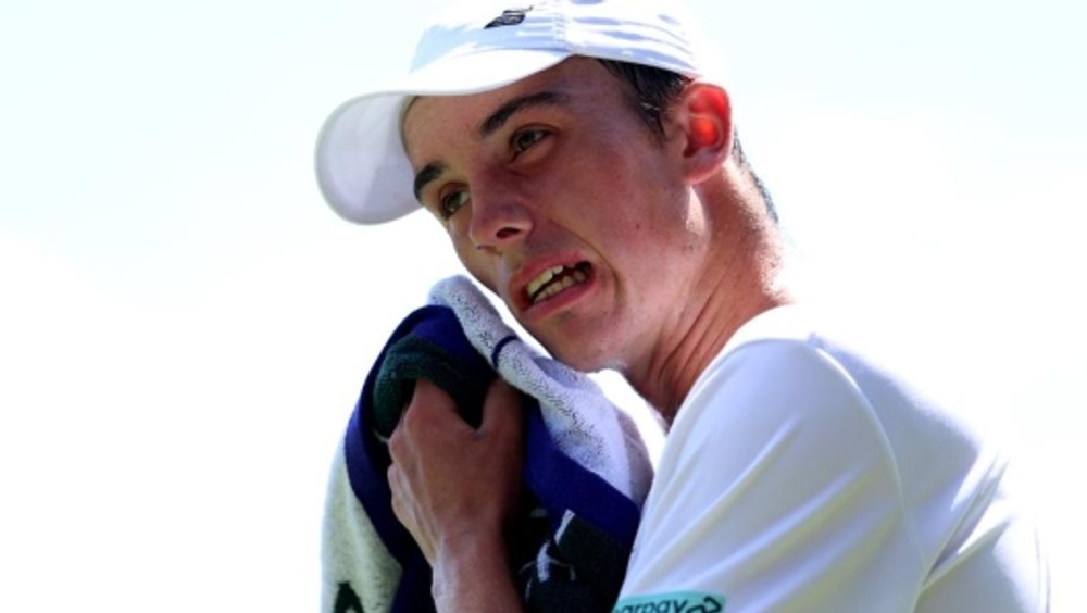 Situația nebună în care se găsește jucătorul de tenis Oliver Tarvet: a câștigat 115.000 de euro la Wimbledon, dar nu-i poate folosi