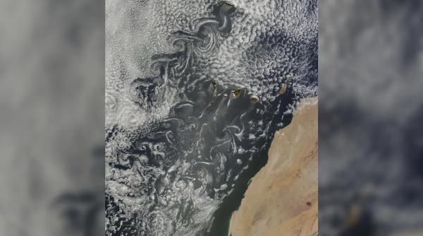 Vârtejuri de nori se rotesc pe 6 insule din Europa: O fotografie din satelit a surprins „vortexuri von Kármán” extrem de rare