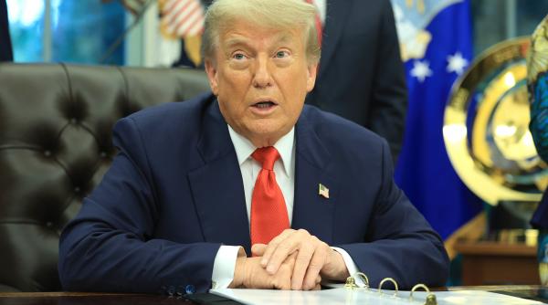 Senatul SUA a adoptat la limită mega-proiectul fiscal al lui Trump. JD Vance a dat votul decisiv