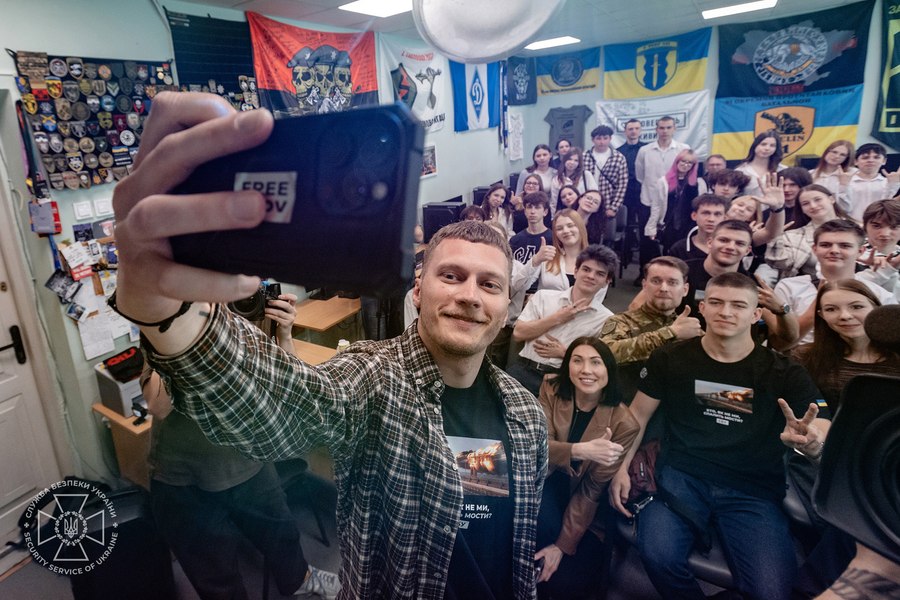 Adolescenți recrutați prin Telegram. Cum transformă Rusia copiii ucraineni în instrumente de război