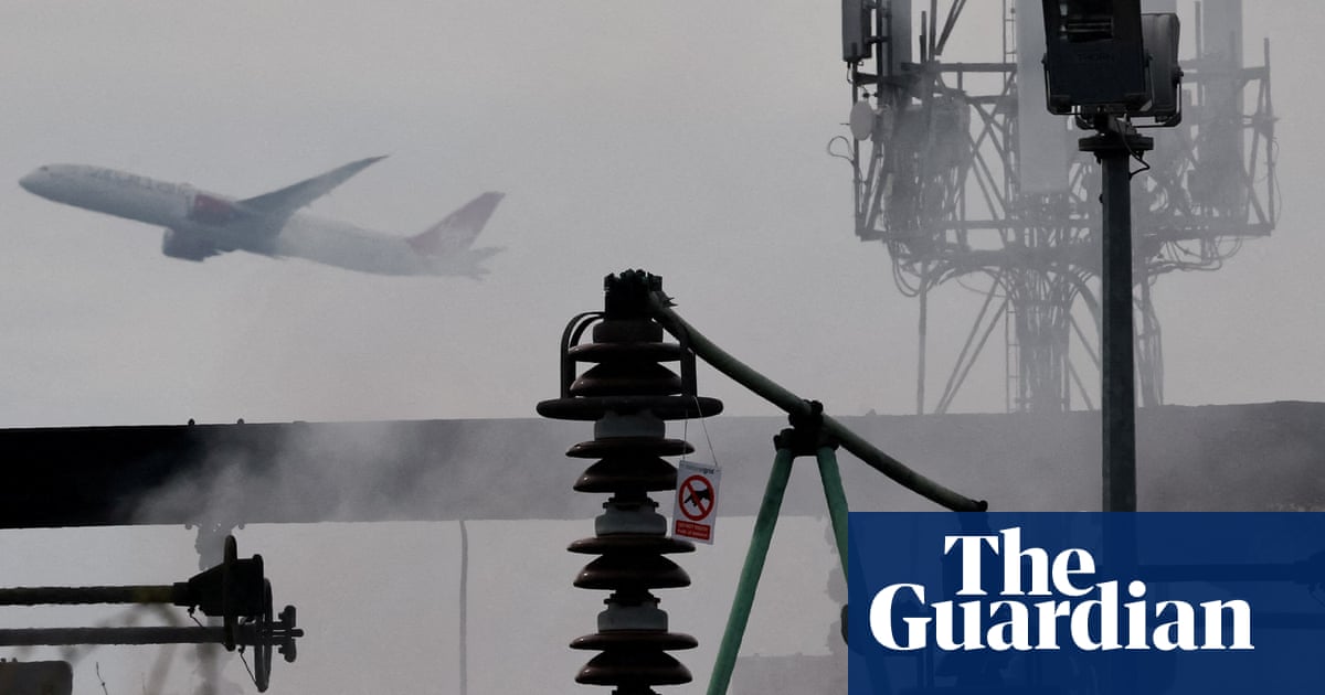 Incendiu la o substație de la Heathrow, „cauzat de o defecțiune identificată pentru prima dată acum șapte ani”
