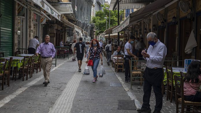 Sindicatele grecești se exprimă după ce guvernul a promovat o zi de muncă de 13 ore