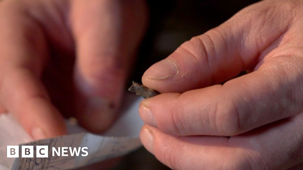 „Mi-au scos șrapnelul din inimă” – magneții care salvează vieți în Ucraina