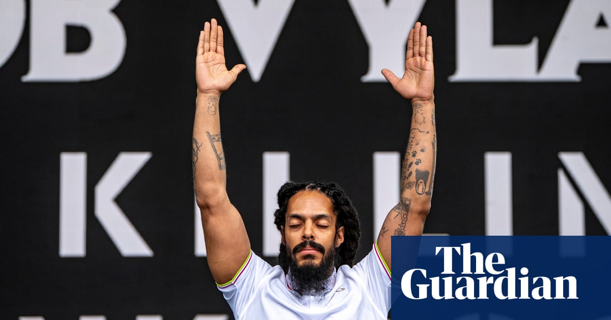 Concertul lui Bob Vylan la festivalul din Manchester a fost anulat din cauza unei dispute la Glastonbury