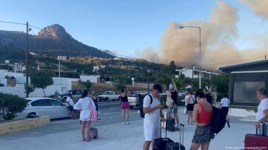 Creta: Incendiul de vegetație de pe insula grecească a provocat evacuări