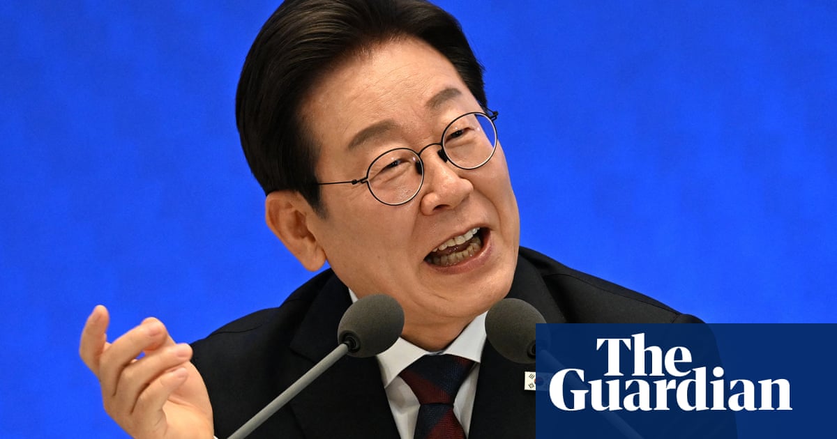 stil relaxat nicio: Stil relaxat și nicio mențiune desp…