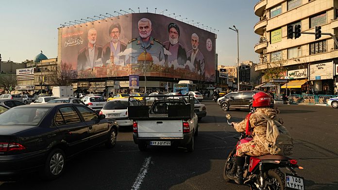 Foto reprezentând iranul acuză cetățenii - Știri România