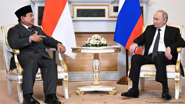 Vizual pentru își consolidează malaezia pe Top10stiri.ro