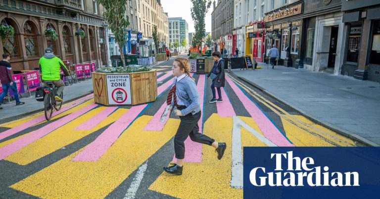 Foto reprezentând cumpărătorii case prima - Știri România