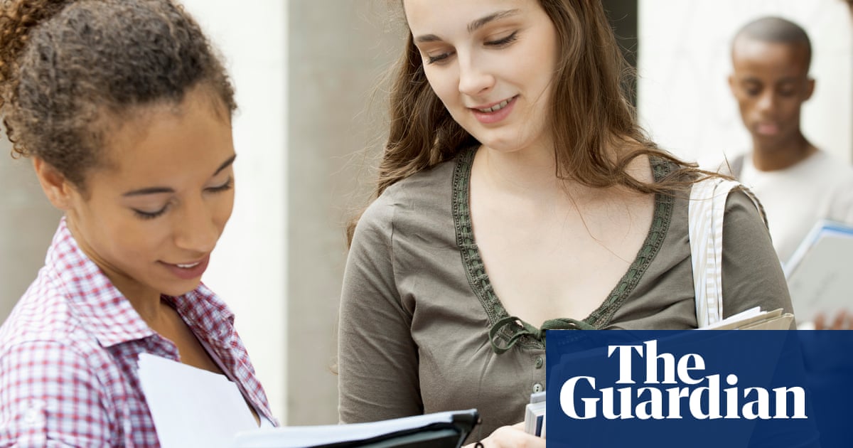 tinerii europeni își - Imagine ilustrativă