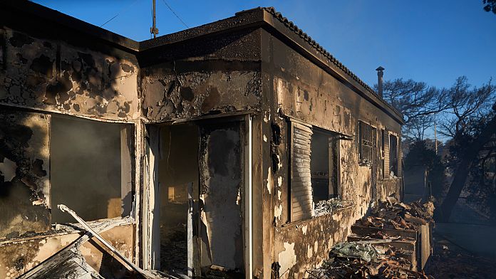 Foto reprezentând incendiile vegetație lovit - Știri România