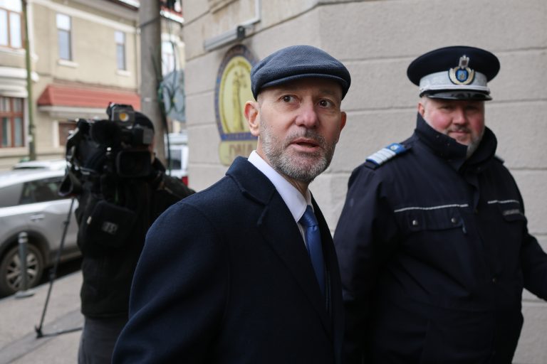 încercat foștii generali - Imagine ilustrativă