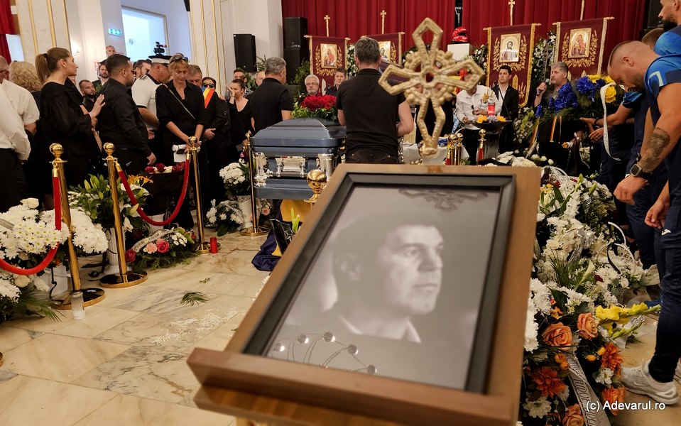 Foto reprezentând mihai condus ultimul - Știri România