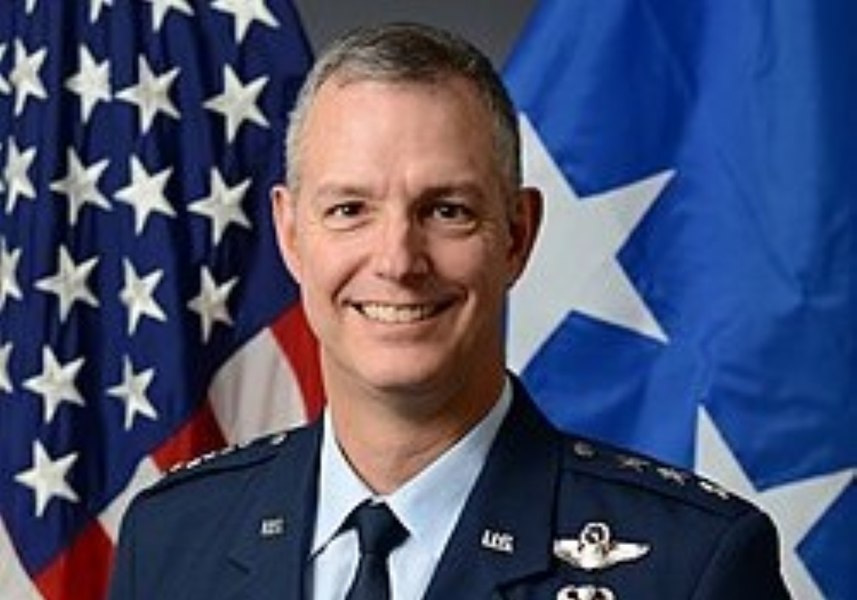 Foto reprezentând schimbare comanda nato - Știri România