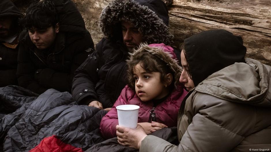 Foto reprezentând fuginți răniți uitați - Știri România