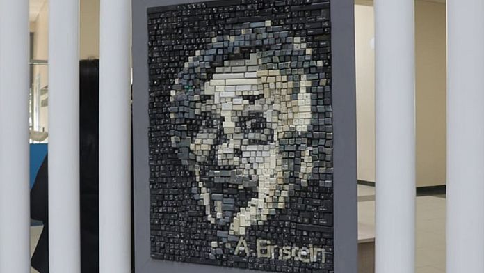 Foto reprezentând tineretul construiește uzbekistanul - Știri România