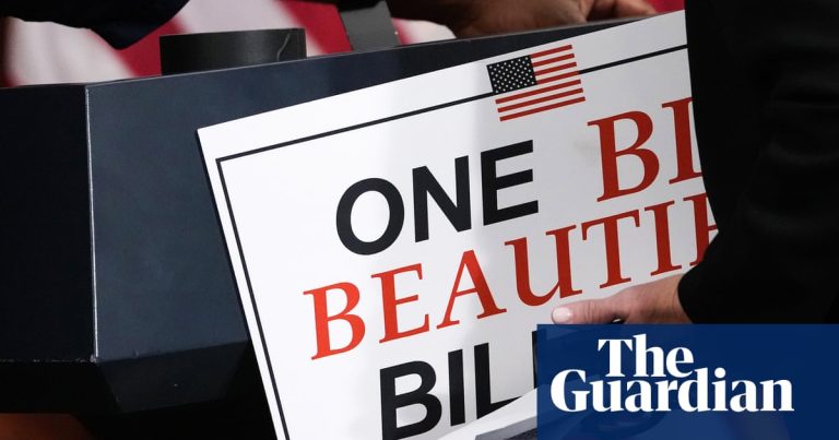 Foto reprezentând atât mare atât - Știri România