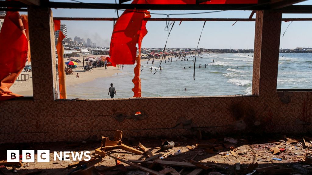 Foto reprezentând susține ucis comandant - Știri România