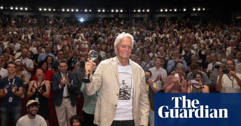 michael douglas spune - Imagine ilustrativă