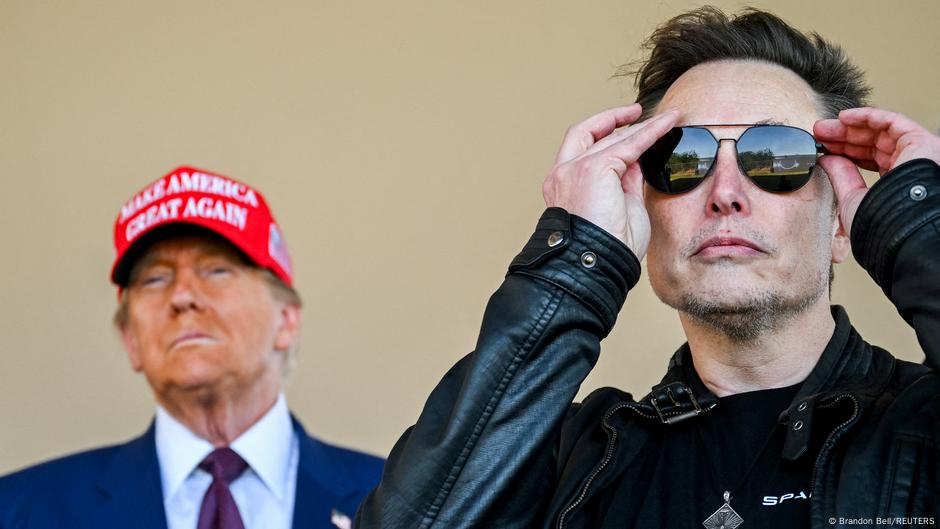 Vizual pentru donald trump critică pe Top10stiri.ro