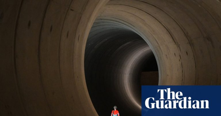 Imagine despre Șeful super canalizatorului - Top10stiri.ro