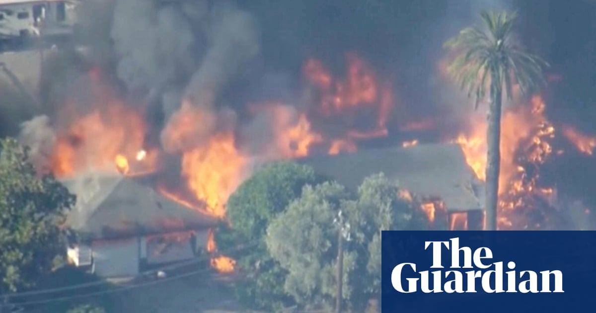 Familii confirmă că cinci persoane au murit în explozia dintr-un depozit de artificii din California