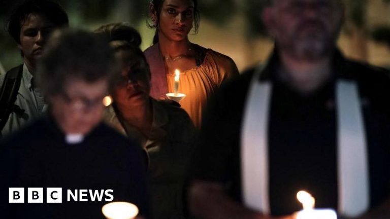 Foto reprezentând numărul morților inundațiile - Știri România