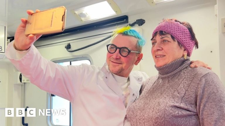 doctorul luptă sănătatea - Imagine ilustrativă