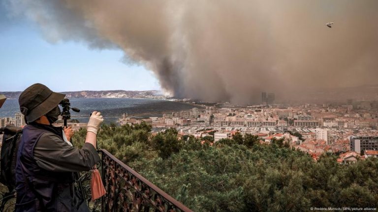 Vizual pentru franța incendiu puternic pe Top10stiri.ro