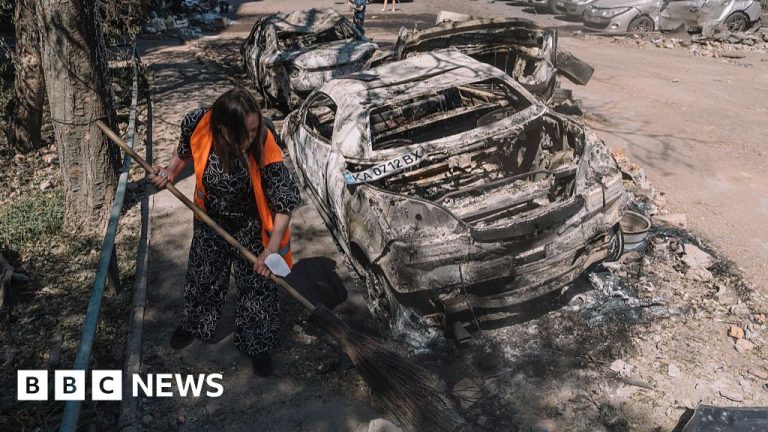 Foto reprezentând trump spune ucraina - Știri România