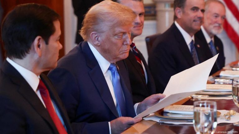 Imagine despre trump critică putin - Top10stiri.ro