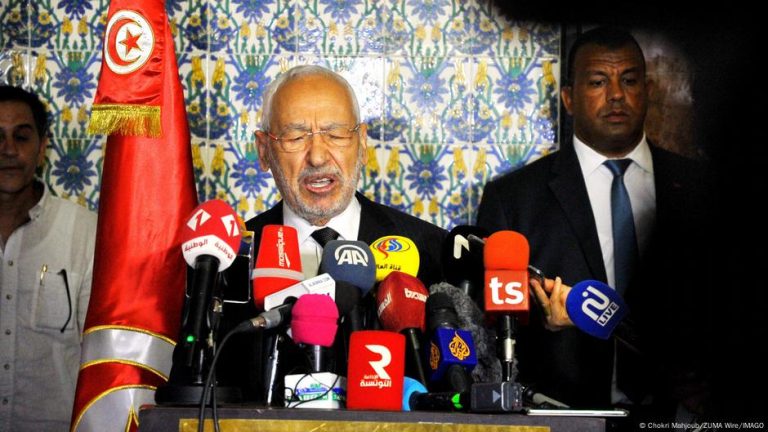 Foto reprezentând tunisia condamnă liderul - Știri România