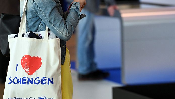 Prea multă dragoste ca să o deții: Curtea UE blochează cererea de înregistrare a mărcii „Îmi place”