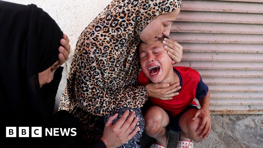 Copii care stăteau la coadă pentru suplimente au fost uciși în atacul israelian din Gaza, anunță un spital