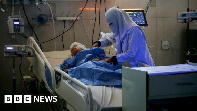 Foto reprezentând medicii avertizează mare - Știri România